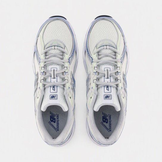 Tênis New Balance 740
