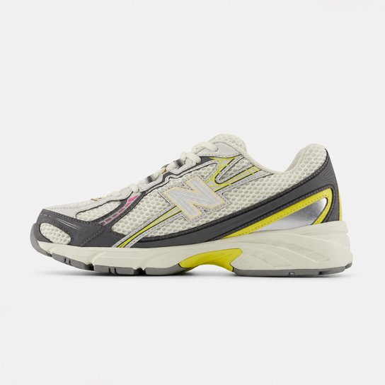 Tênis New Balance 740