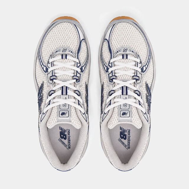 Tênis New Balance 740