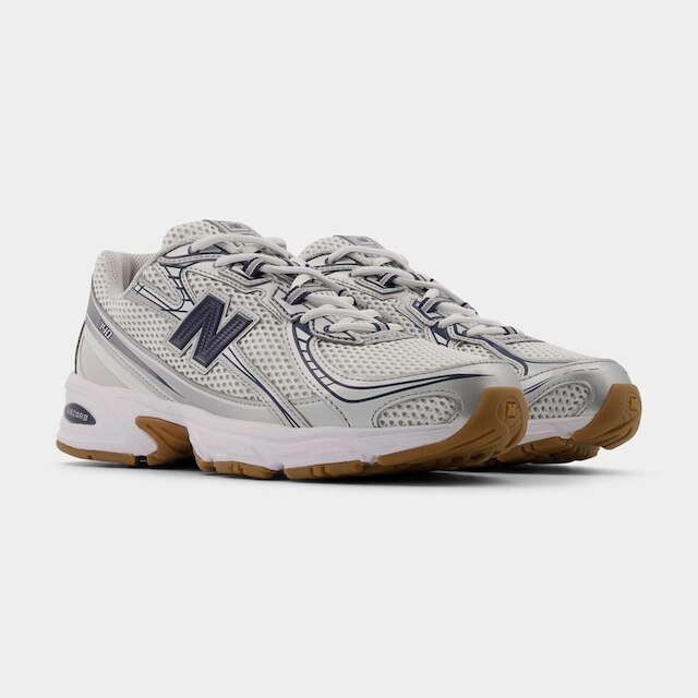 Tênis New Balance 740