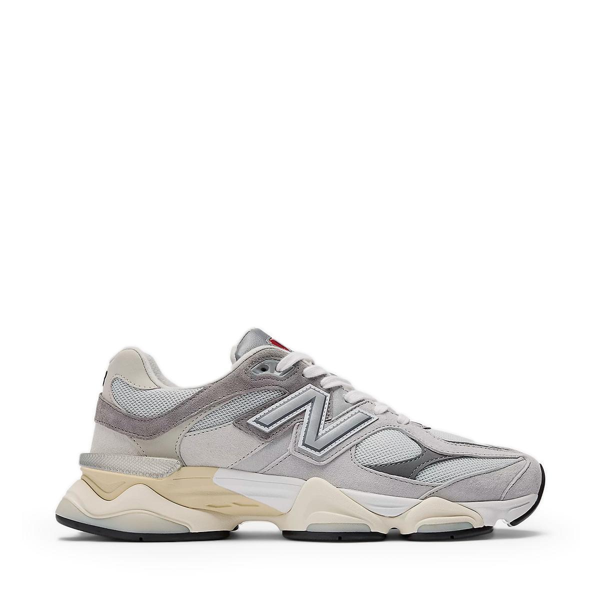 Tênis New Balance 9060