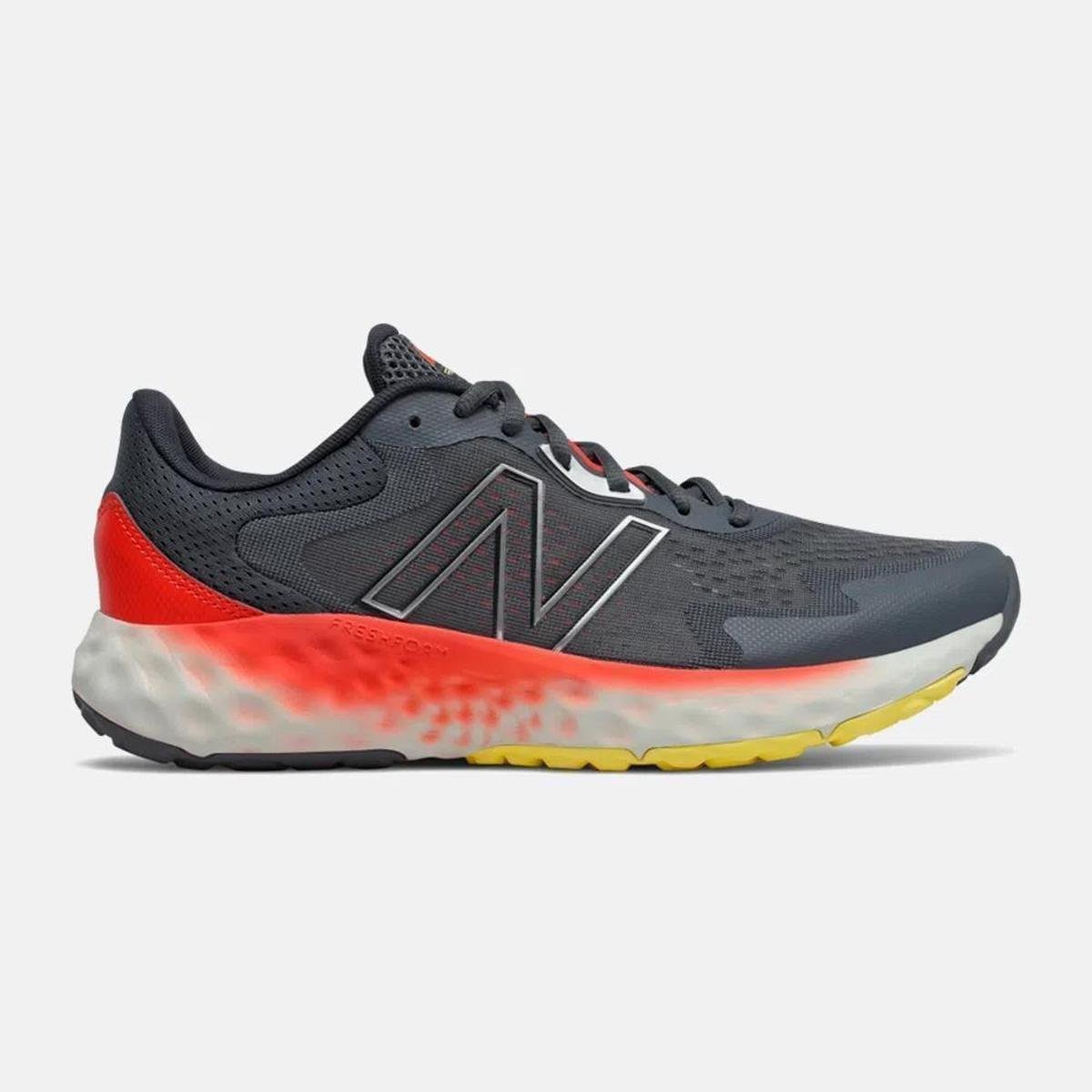 Tênis New Balance Evoz Masculino Cinza e Vermelho Menor preço em Tênis New Balance Evoz Masculino Cinza e Vermelho