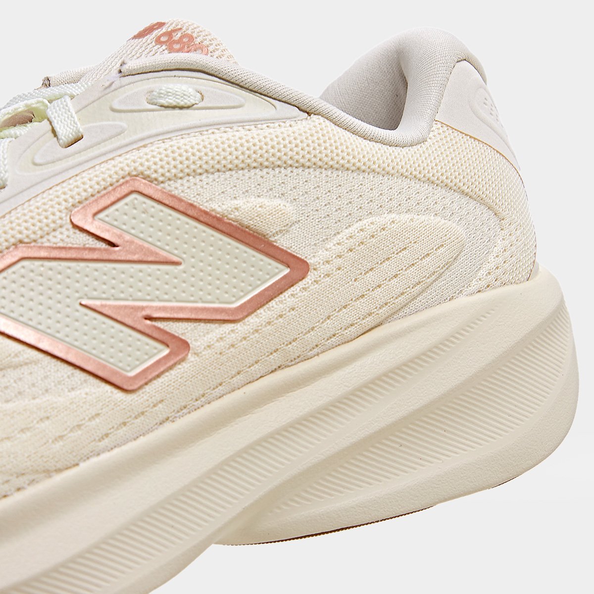 Tenis New Balance Fresh Foam 680v9 Feminino - 5