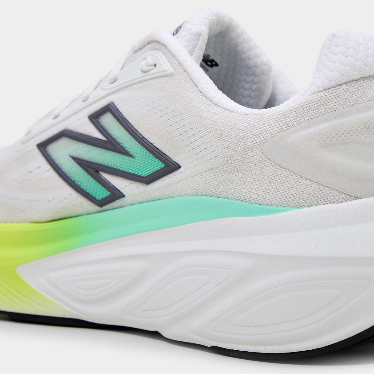 Tênis New Balance Fresh Foam x More V6 Feminino - 7
