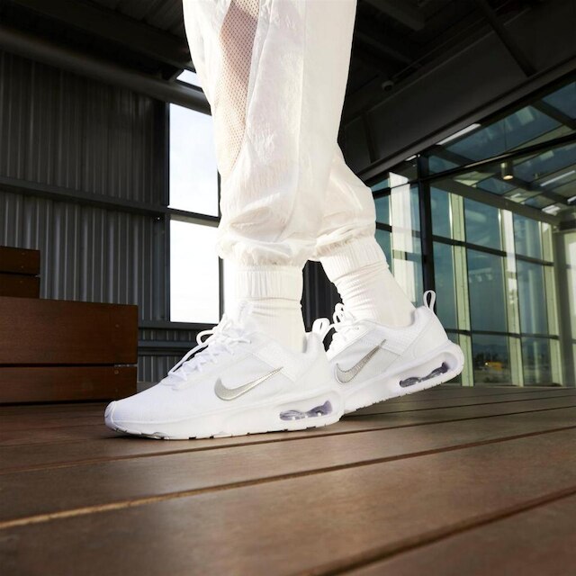 Tênis Nike Air Max INTRLK Lite Feminino
