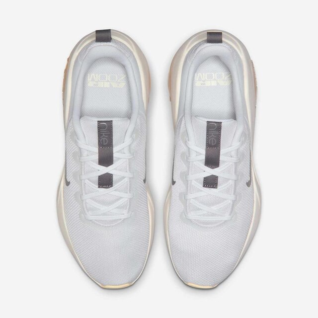 Tênis Nike Air Zoom Bella 7 Feminino