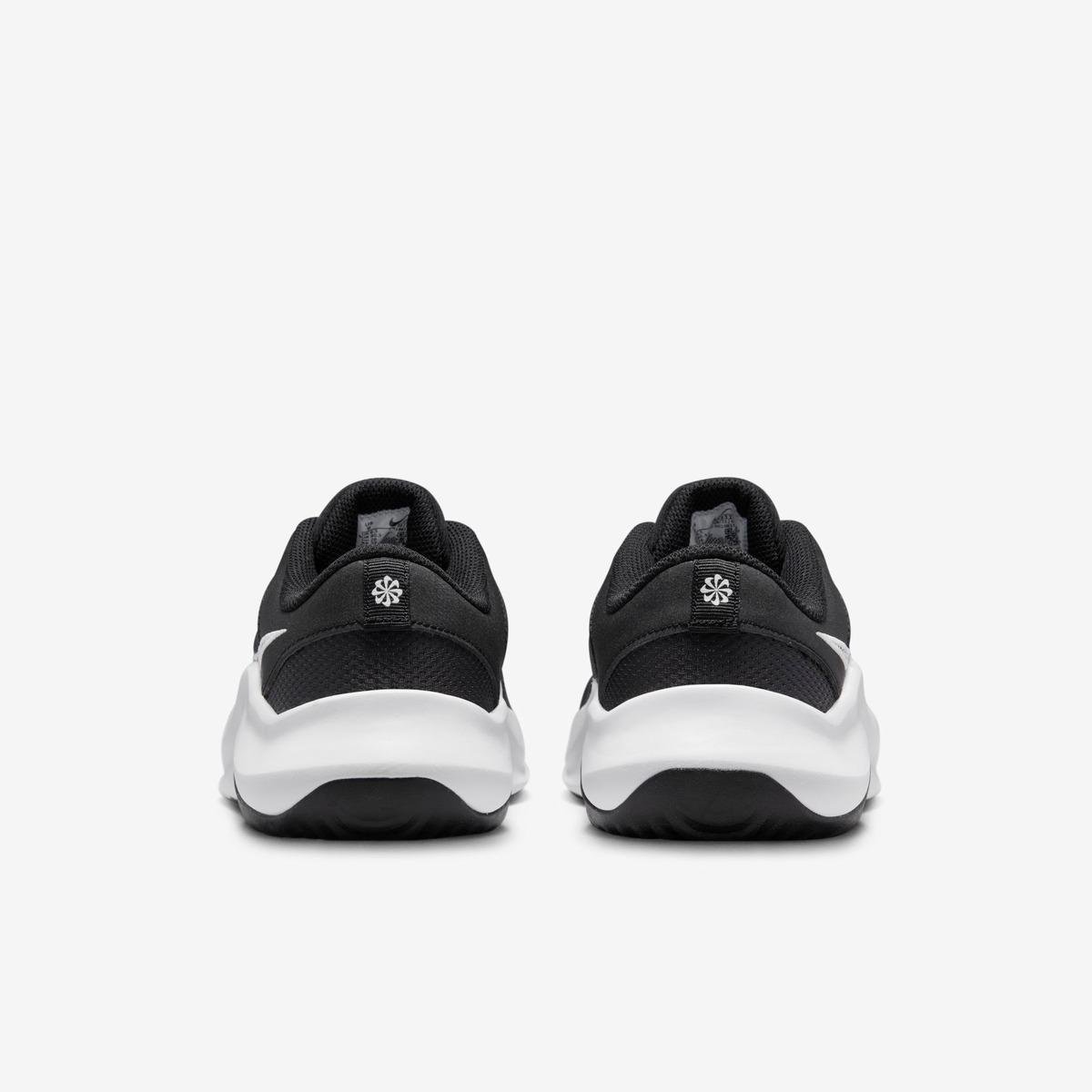 Tênis Nike Legend Essential 3 Next Nature Feminino - Preto | Netshoes