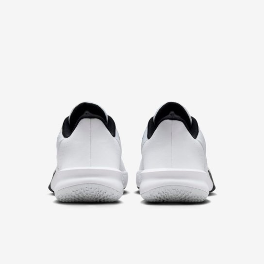 Tênis Nike Precision 7