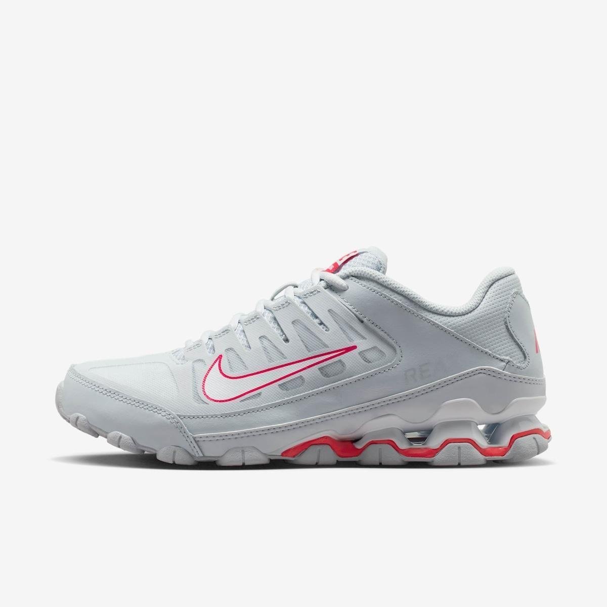 Tênis Nike Reax 8 TR Feminino - Cinza+Vermelho | Netshoes