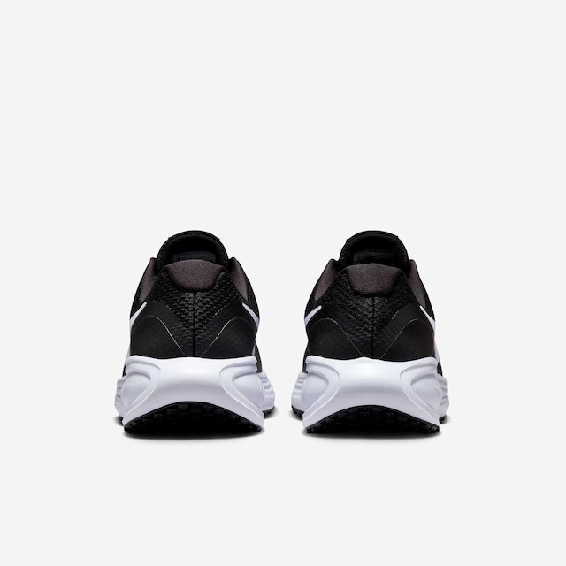 Tênis Nike Revolution 8 Feminino