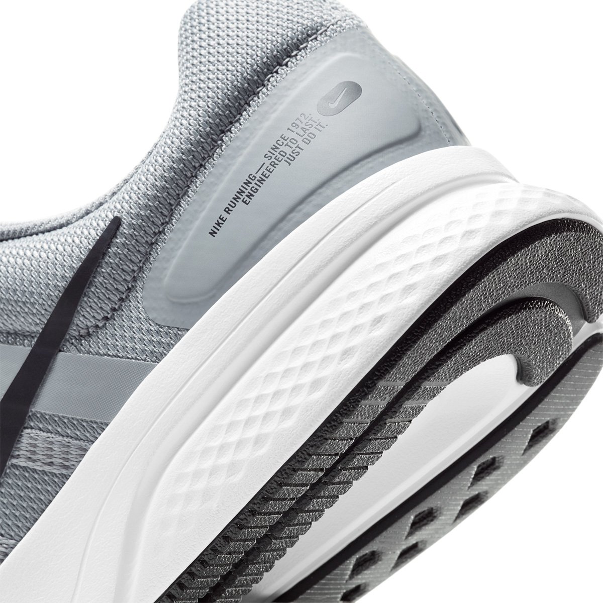tenis nike running cinza