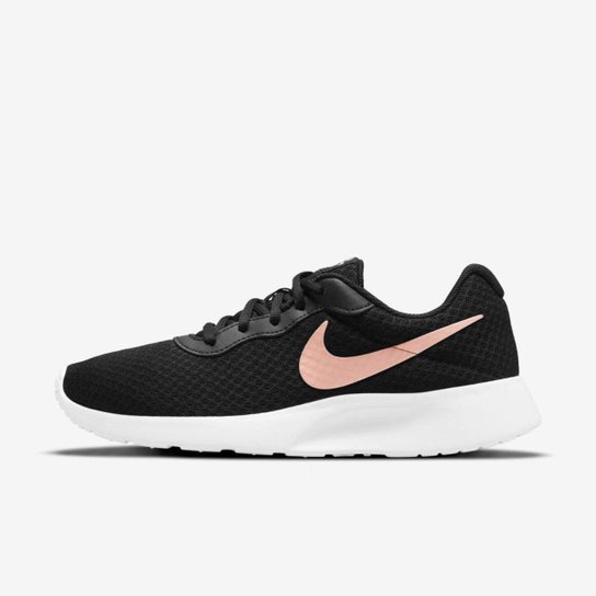 Tênis Nike Tanjun Feminino - Preto Menor preço em Tênis Nike Tanjun Feminino - Preto