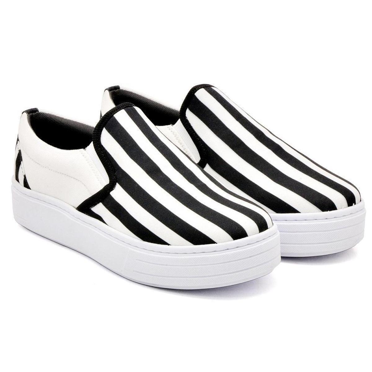tenis preto com bico branco