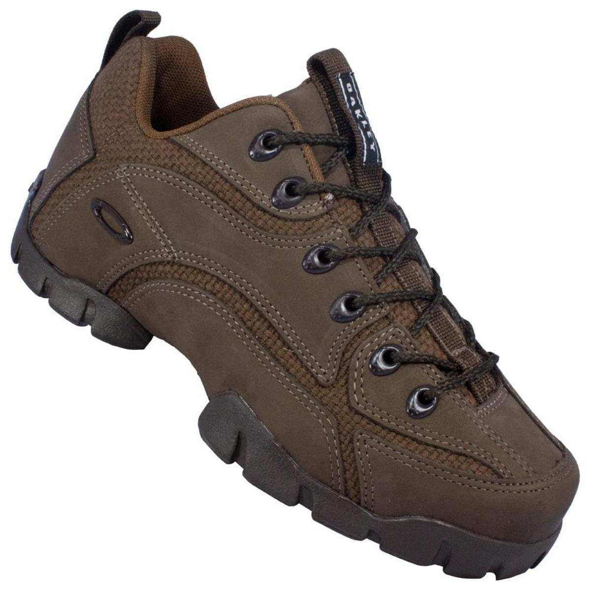 TENIS OAKLEY FLAK II - Marrom | Netshoes