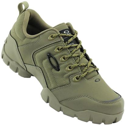botinha da oakley na netshoes