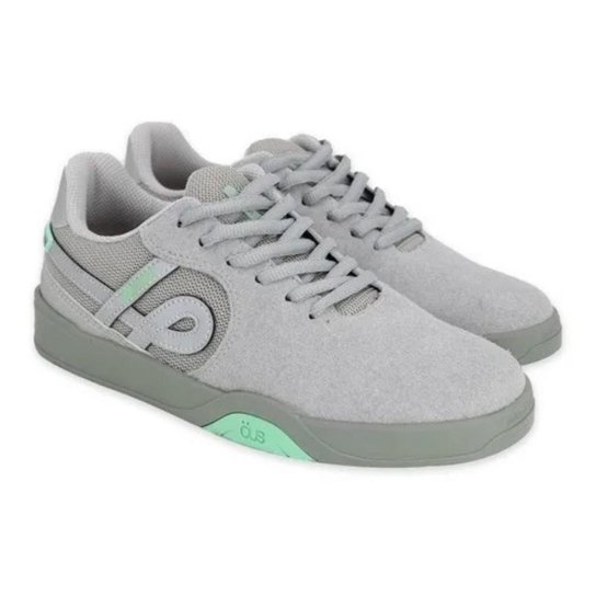 Tênis Öus Skate Imigrante Vsuede Refletivo Essencial - Cinza Menor preço em Tênis Öus Skate Imigrante Vsuede Refletivo Essencial - Cinza