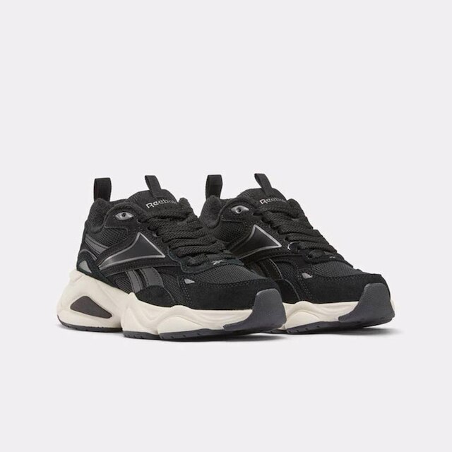 Tênis Reebok Charge Run Feminino - Preto | NStyle