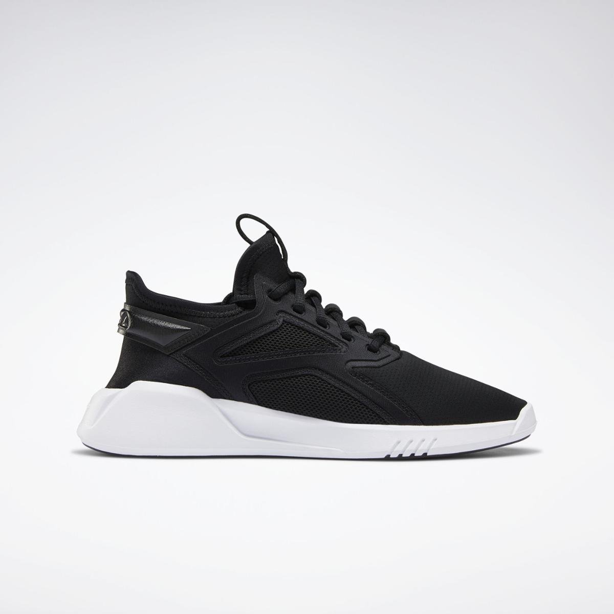 tenis proprio para dança