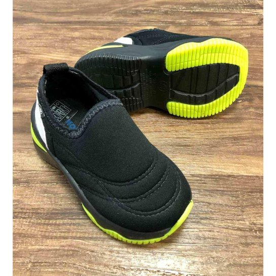 Tênis Slip On Infantil - Preto Menor preço em Tênis Slip On Infantil - Preto
