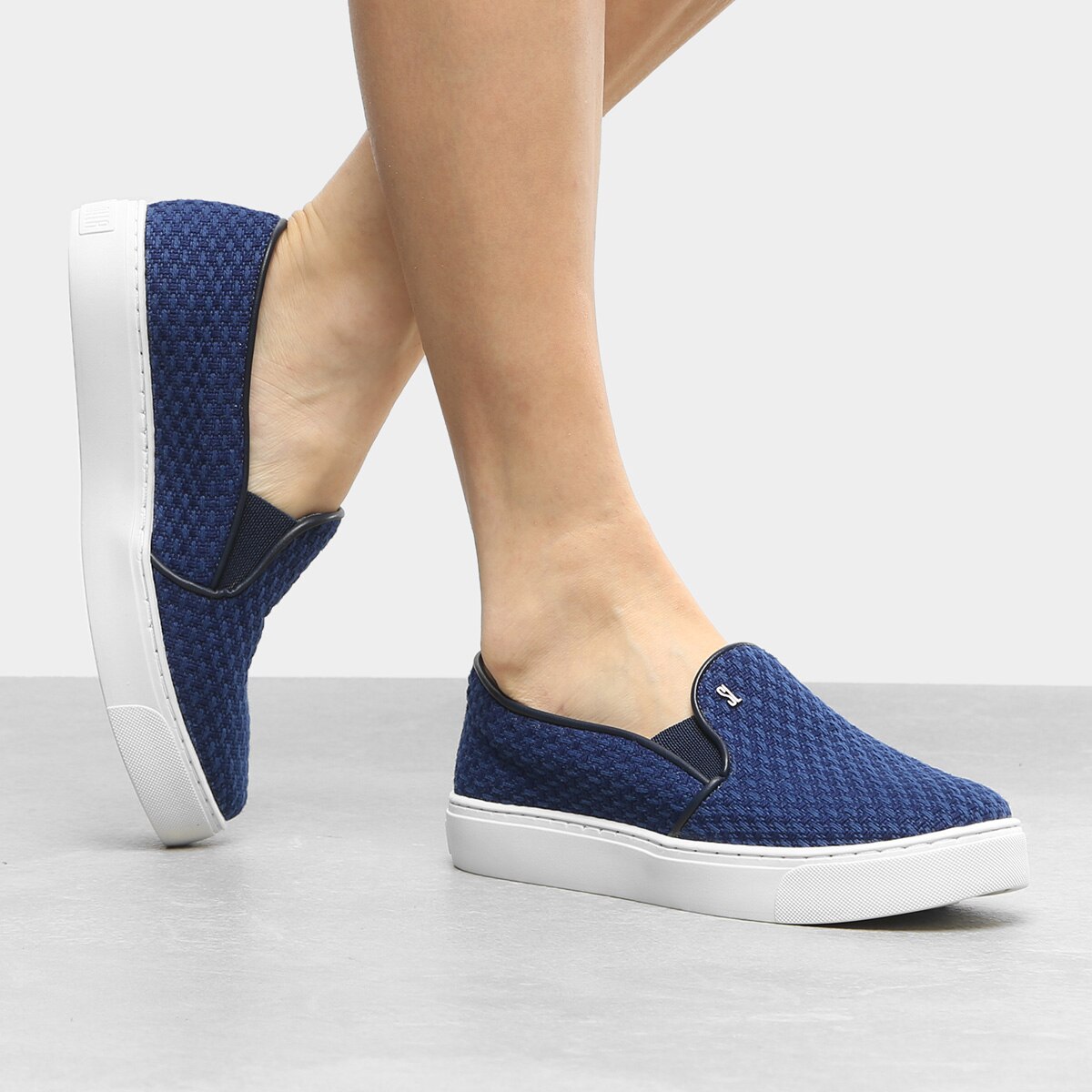 tenis slip on feminino azul marinho