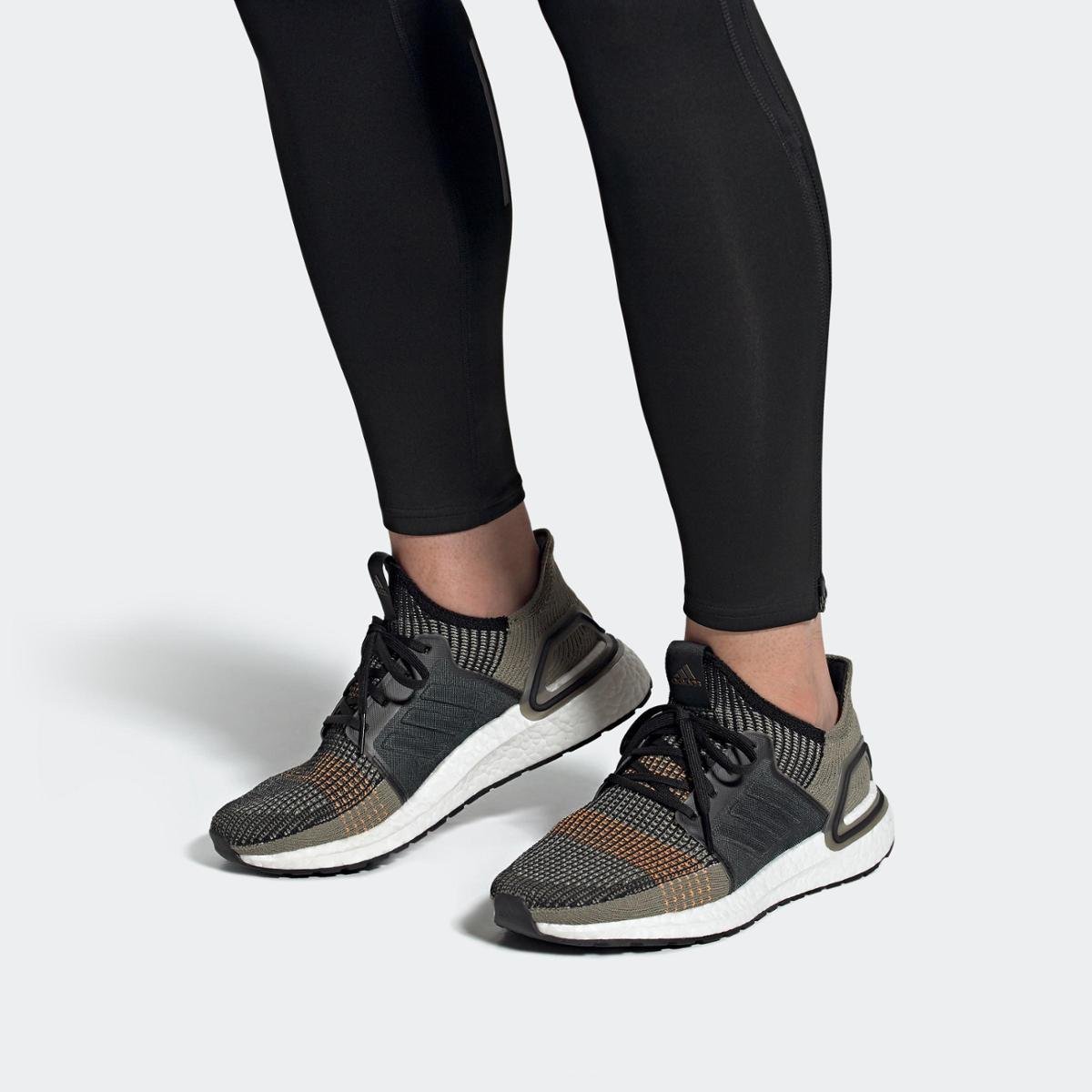 ultraboost marrom