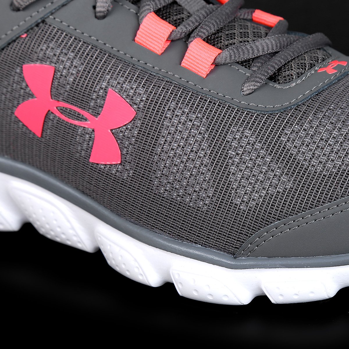 tênis under armour micro g assert 7 é bom