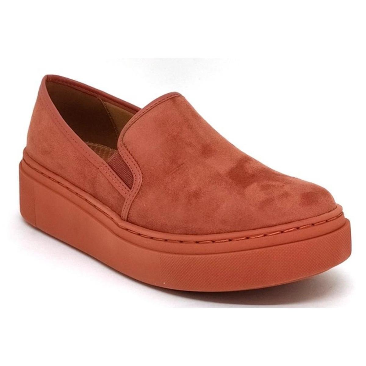tenis marrom vizzano