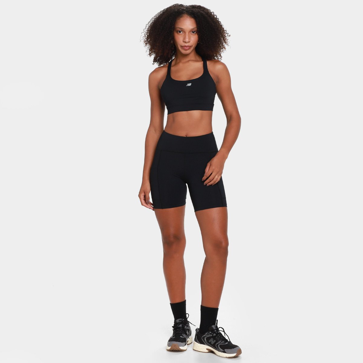 Top New Balance Essentials Run Feminino - 4
