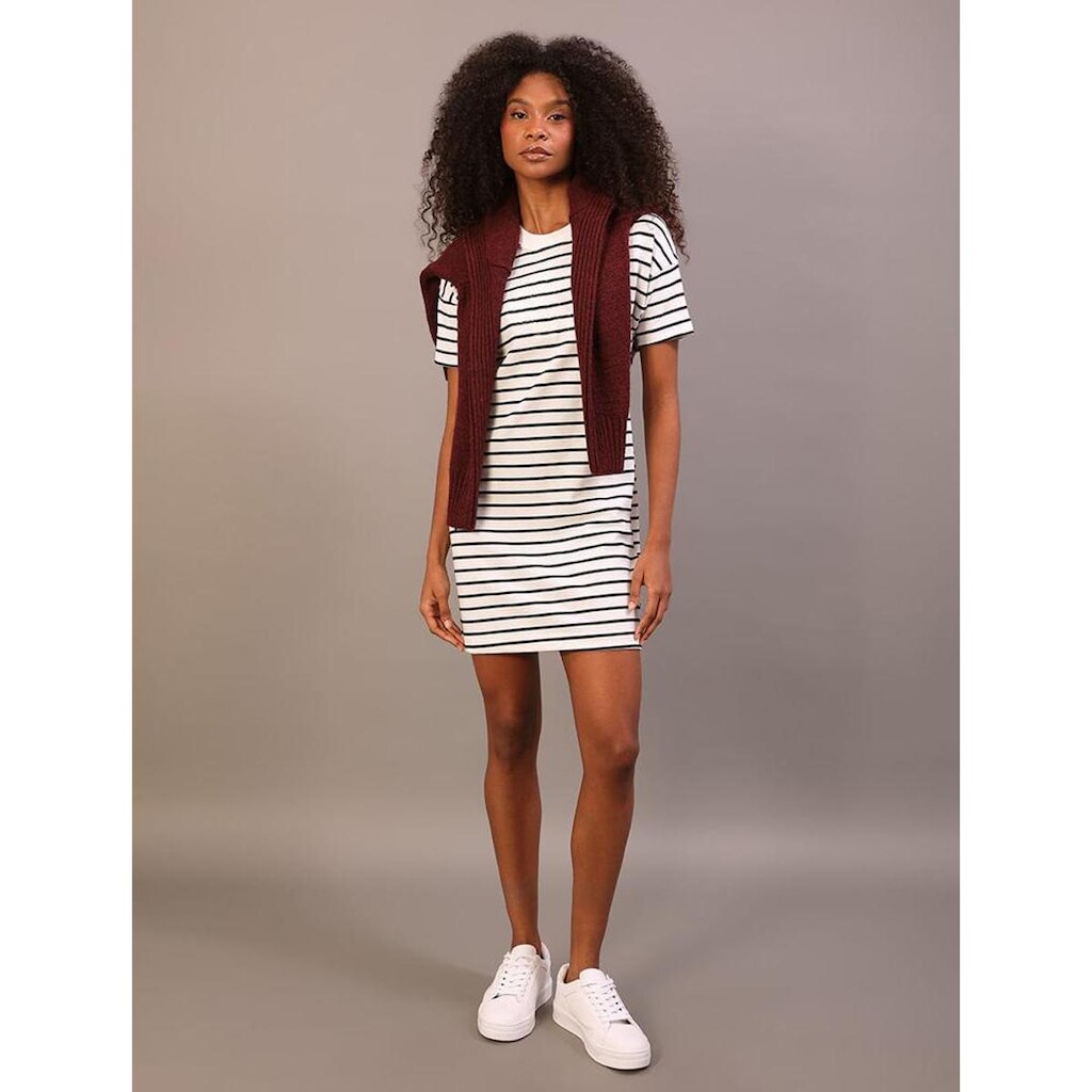 Vestido Calvin Klein Jeans  Manga Curta Puff Bordado