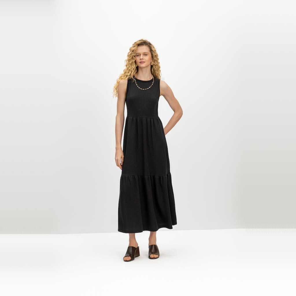 Vestido feminino em ribana Essendi