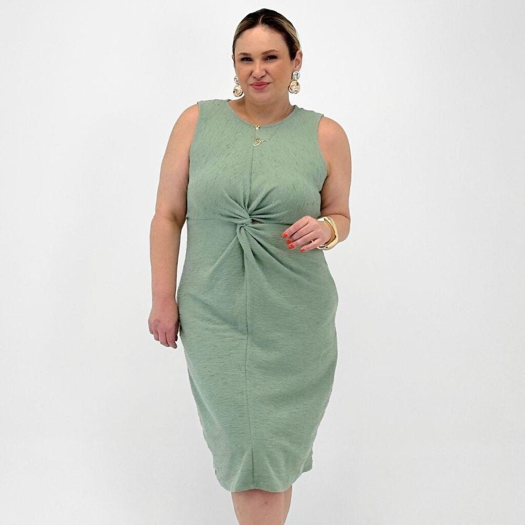 Vestido Malwee Plus Size Midi Regata Texturizado Feminino