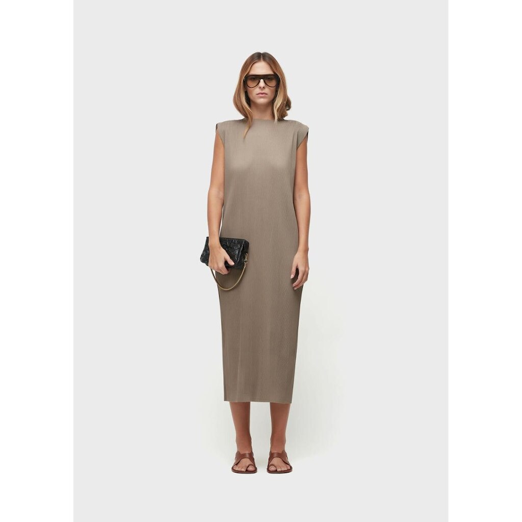 Vestido plissado long OSKLEN